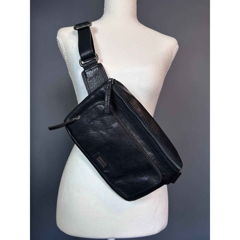Spike And Sparrow Black Genuine Leather Belt Bag. Men’s,